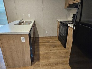 155 San Jacinto St in Bastrop, TX - Foto de edificio - Building Photo