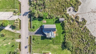 2009 Todville Rd in Seabrook, TX - Foto de edificio - Building Photo