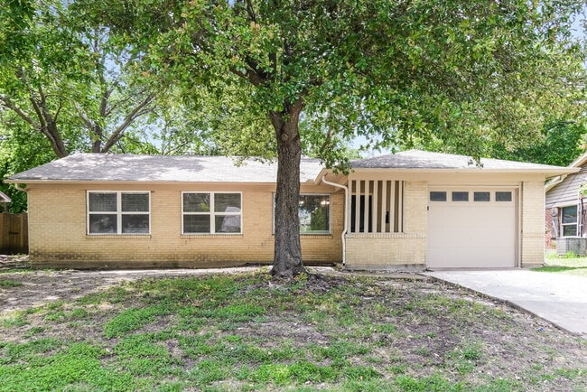1513 Delmar Dr