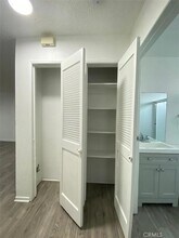 10617 Main St in Los Angeles, CA - Building Photo - Building Photo