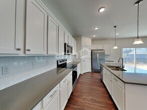 5243 Blue Mountain Dr in Auburn, GA - Building Photo - Building Photo
