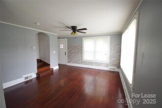 614 N Ellis St in Salisbury, NC - Building Photo - Building Photo