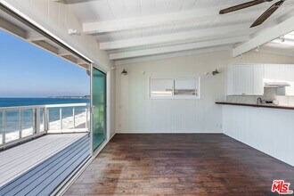 25408 Malibu Rd in Malibu, CA - Building Photo - Building Photo