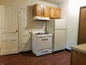 77 Bates St in Pittsburgh, PA - Building Photo - Building Photo