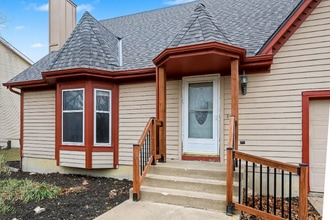 15322 W 83rd Terrace in Lenexa, KS - Foto de edificio - Building Photo