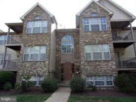 2040 Alice Ave, Unit 201 in Oxon Hill, MD - Building Photo
