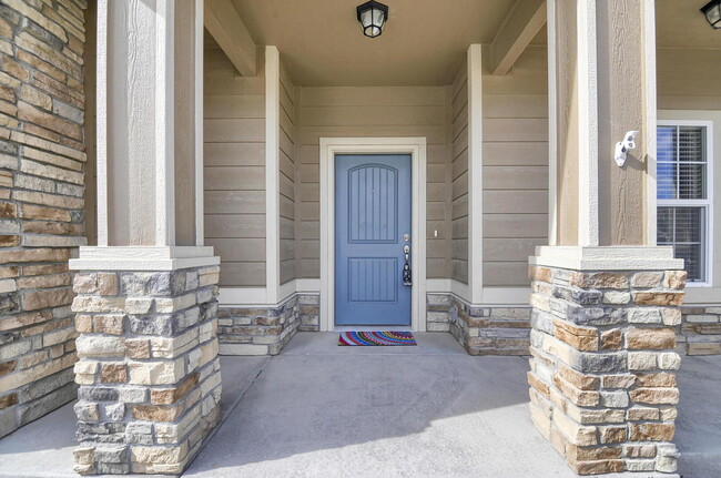 8166 Misty Moon Dr in Colorado Springs, CO - Building Photo - Building Photo