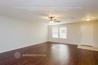 10329 Pyrite Dr in Fort Worth, TX - Foto de edificio - Building Photo