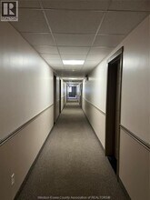 1800 Columbia Ct in Windsor, ON - Building Photo - Building Photo