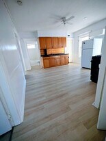 850 County St, Unit 3 in New Bedford, MA - Building Photo