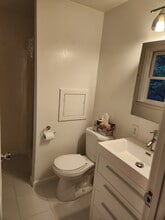 228 Newburyport Tpke, Unit Studio in Newbury, MA - Building Photo - Building Photo