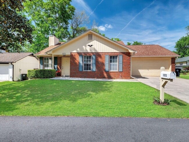 property at 1572 Cinnamon Bear Cir