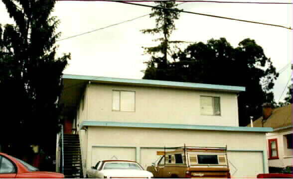 4320 Virginia Ave in Oakland, CA - Building Photo - Building Photo