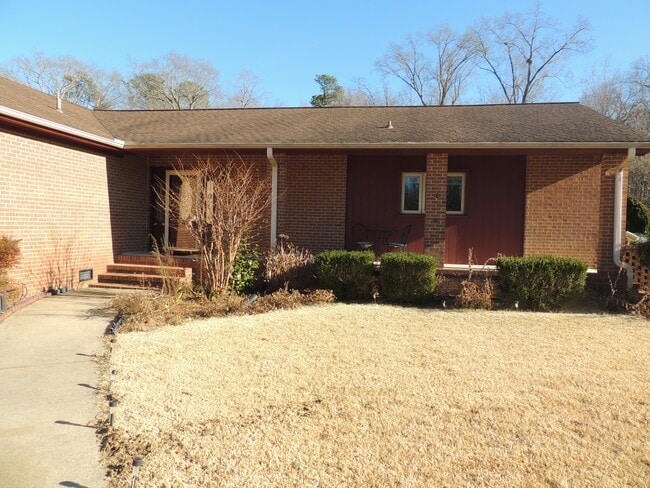 2549 Bogese Dr in Petersburg, VA - Building Photo - Building Photo