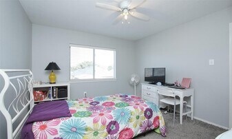 6010 Ridgebriar Ln in Houston, TX - Building Photo