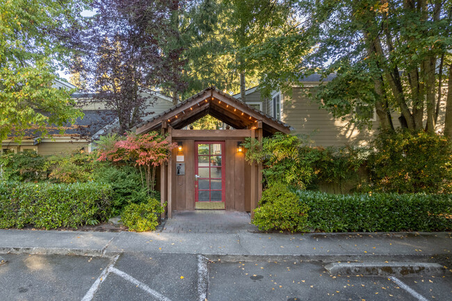 The Chipperfield in Edmonds, WA - Building Photo - Primary Photo