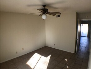 2610 Salado St in Austin, TX - Building Photo - Building Photo