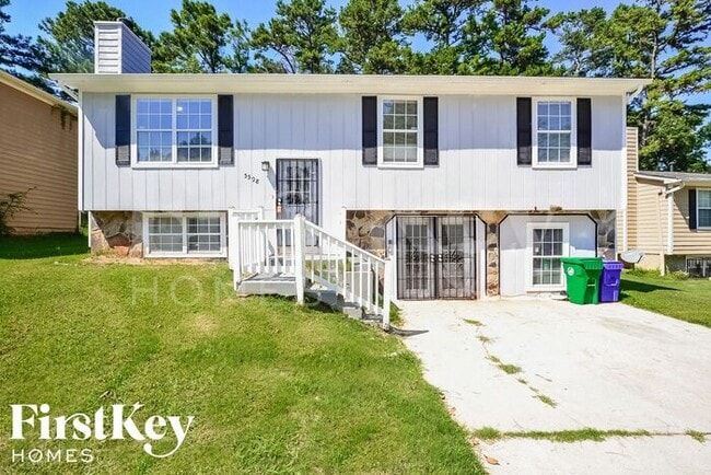 property at 5598 Emerald Glen