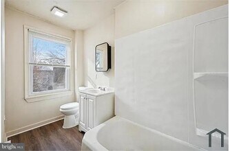 1112 Johnson St in Chester, PA - Building Photo - Building Photo