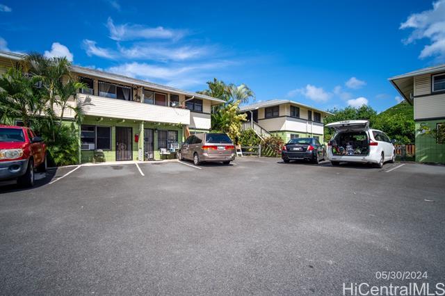 725 Kihapai Pl in Kailua, HI - Foto de edificio - Building Photo