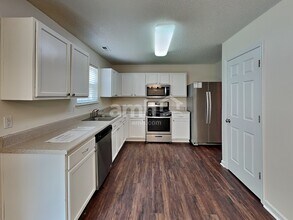 4104 Hunters Trail Dr in Indian Trail, NC - Building Photo - Building Photo