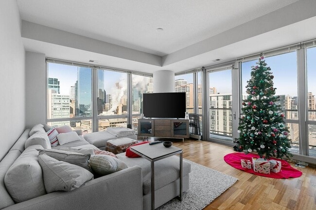 929 Portland Ave in Minneapolis, MN - Foto de edificio - Building Photo