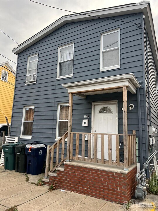 109 Washington St in Perth Amboy, NJ - Building Photo