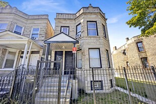 702 N Homan Ave, Unit 1 Apartamentos