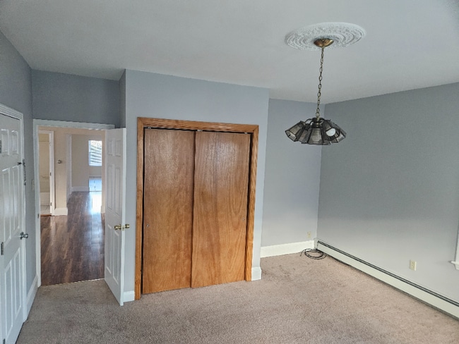 60 Cottage St in Fall River, MA - Foto de edificio - Building Photo