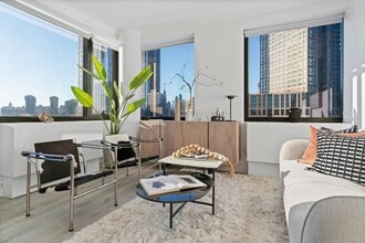 87 Commercial St, Unit 3201N in Brooklyn, NY - Foto de edificio - Building Photo
