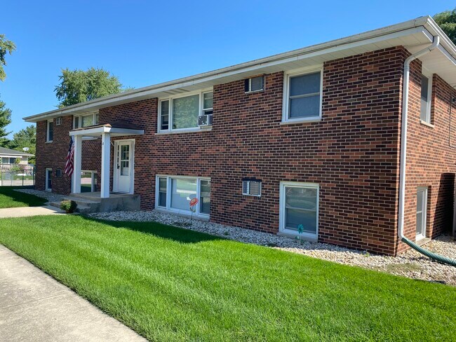 265 E Prairie Ave, Unit 2N in Manhattan, IL - Foto de edificio - Building Photo