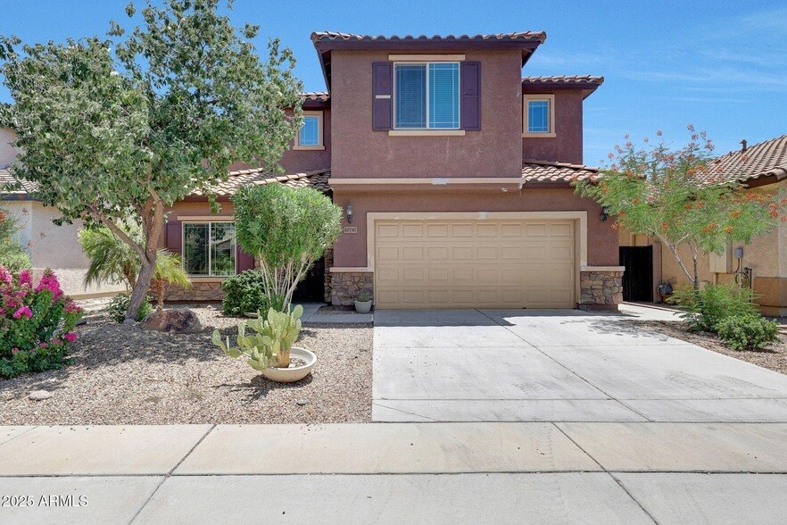 10747 W Yearling Rd in Peoria, AZ - Building Photo