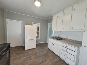 3127 8th St in Des Moines, IA - Building Photo - Building Photo