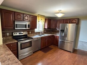 5030 Gander Rd W in Dayton, OH - Building Photo - Building Photo