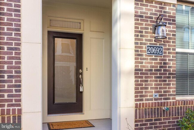 20692 Glenmont Ter in Ashburn, VA - Building Photo - Building Photo