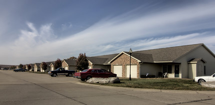 Park Place Apartments - 55+ Community in Newburgh, IN - Foto de edificio - Building Photo