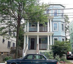 196 Walden St in Cambridge, MA - Building Photo