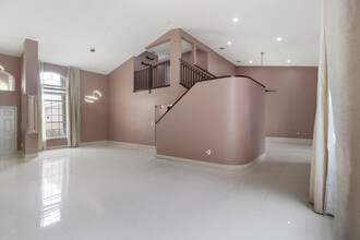 1142 NW 141st Ave in Pembroke Pines, FL - Building Photo - Building Photo