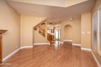 4927 E Hazel Dr in Phoenix, AZ - Building Photo - Building Photo