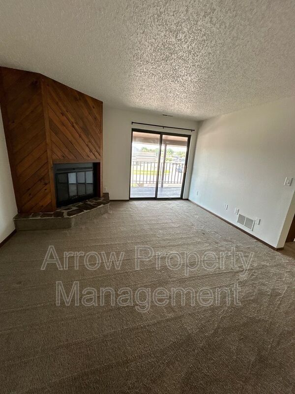 property at 203 E Arbor Ave