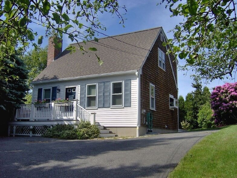 1 Dexter Ave, Unit 4403 in Sandwich, MA - Building Photo