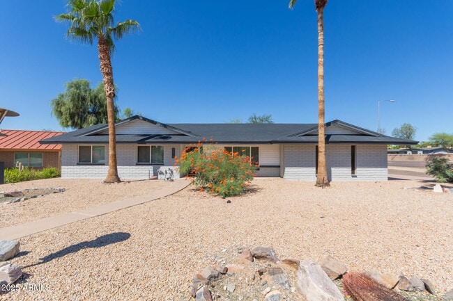 property at 6818 N 22nd Pl