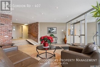 2830 Gordon Rd in Regina, SK - Building Photo - Building Photo