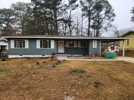 4025 Carol Dr in Jackson, MS - Building Photo