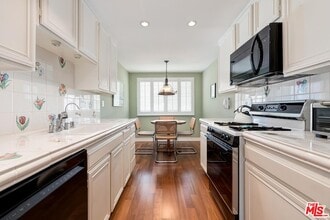 17171 Palisades Cir in Los Angeles, CA - Building Photo - Building Photo