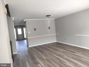 16804 Winston Ln in Woodbridge, VA - Building Photo - Building Photo