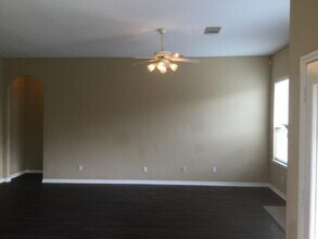 214 Autumn Creek Ln in Richmond, TX - Building Photo - Building Photo