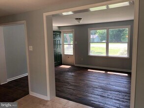 204 Northview Dr in Fredericksburg, VA - Building Photo - Building Photo