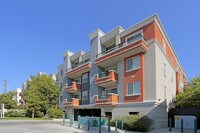 Building Photo - The Magnolia at Sherman Oaks Apartments in Los Angeles, California