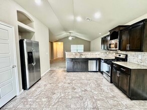 16084 S 88th Pl E in Bixby, OK - Building Photo - Building Photo